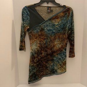 ANAC Designed by Kimi Top Size: M